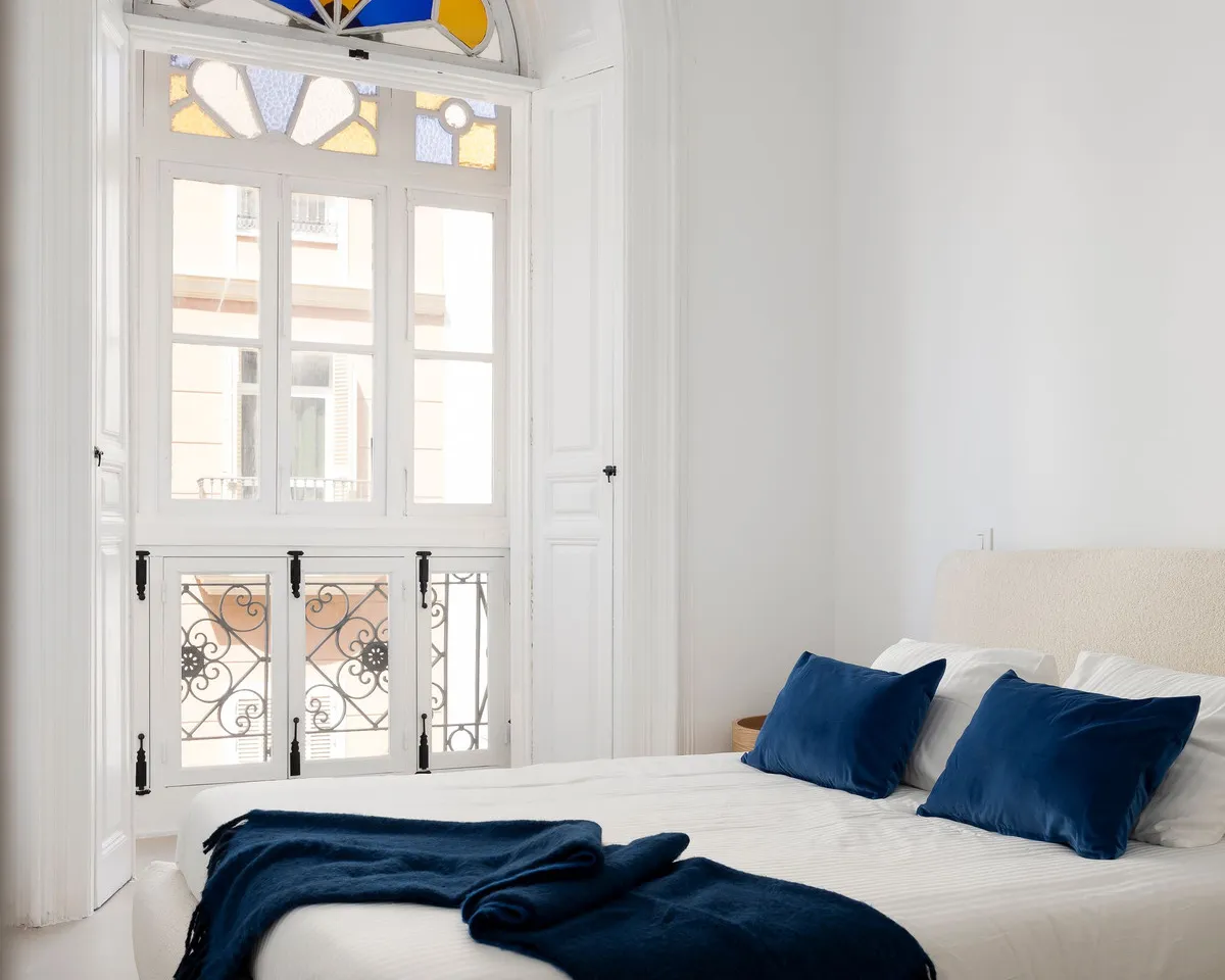 d852f04d-4f2f-4033-94b7-8461fceb4a72