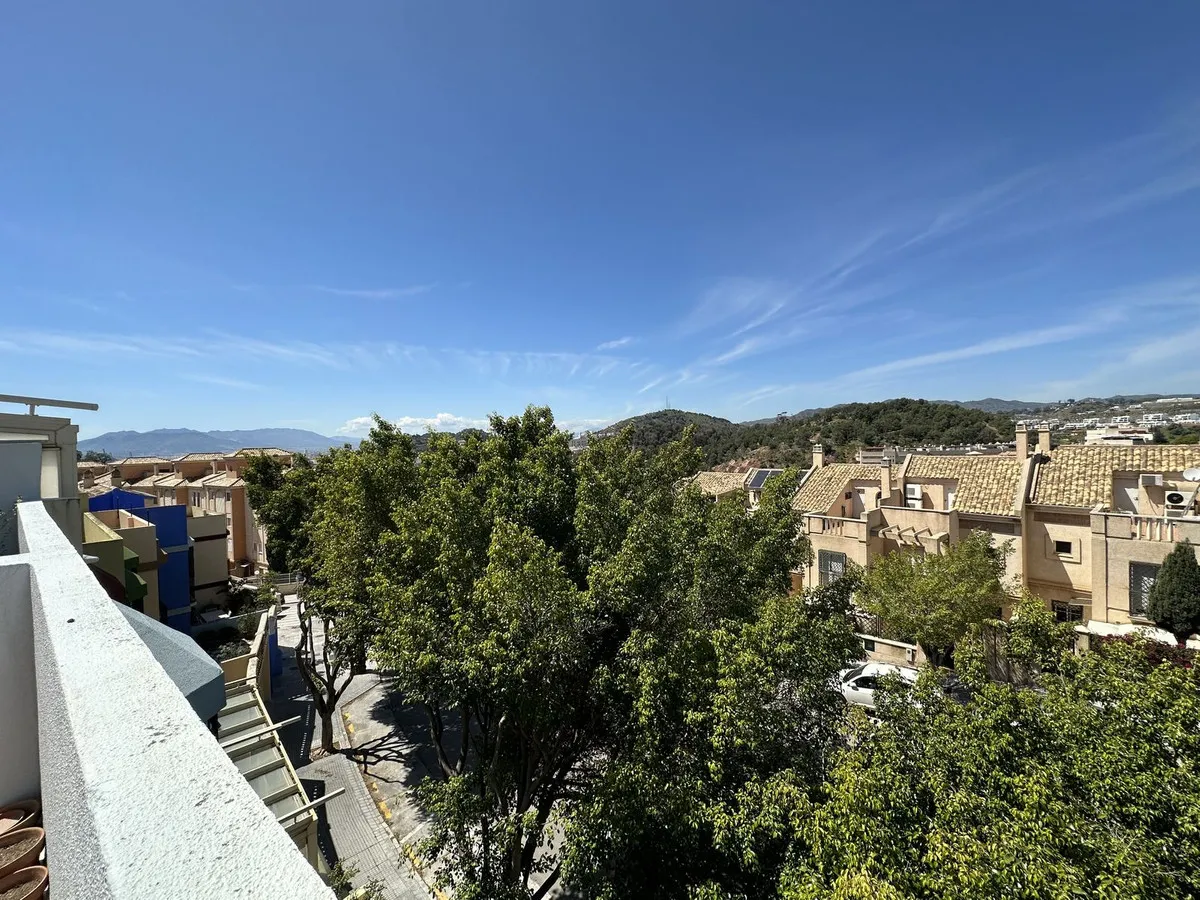 2d0cf1e7-8a53-41d7-9680-ea187c6e1060