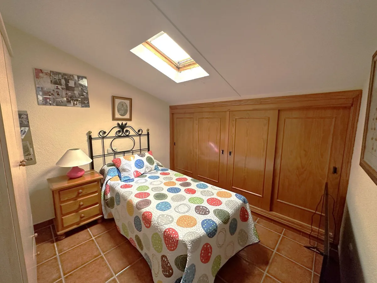 40ca94b8-edd2-4de9-acc4-b45a2c11cc54