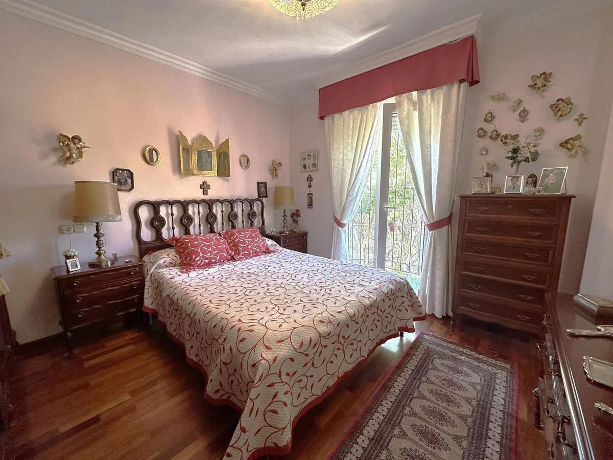 7052ef87-ee0c-4dfd-aa8b-d655e604fdf3