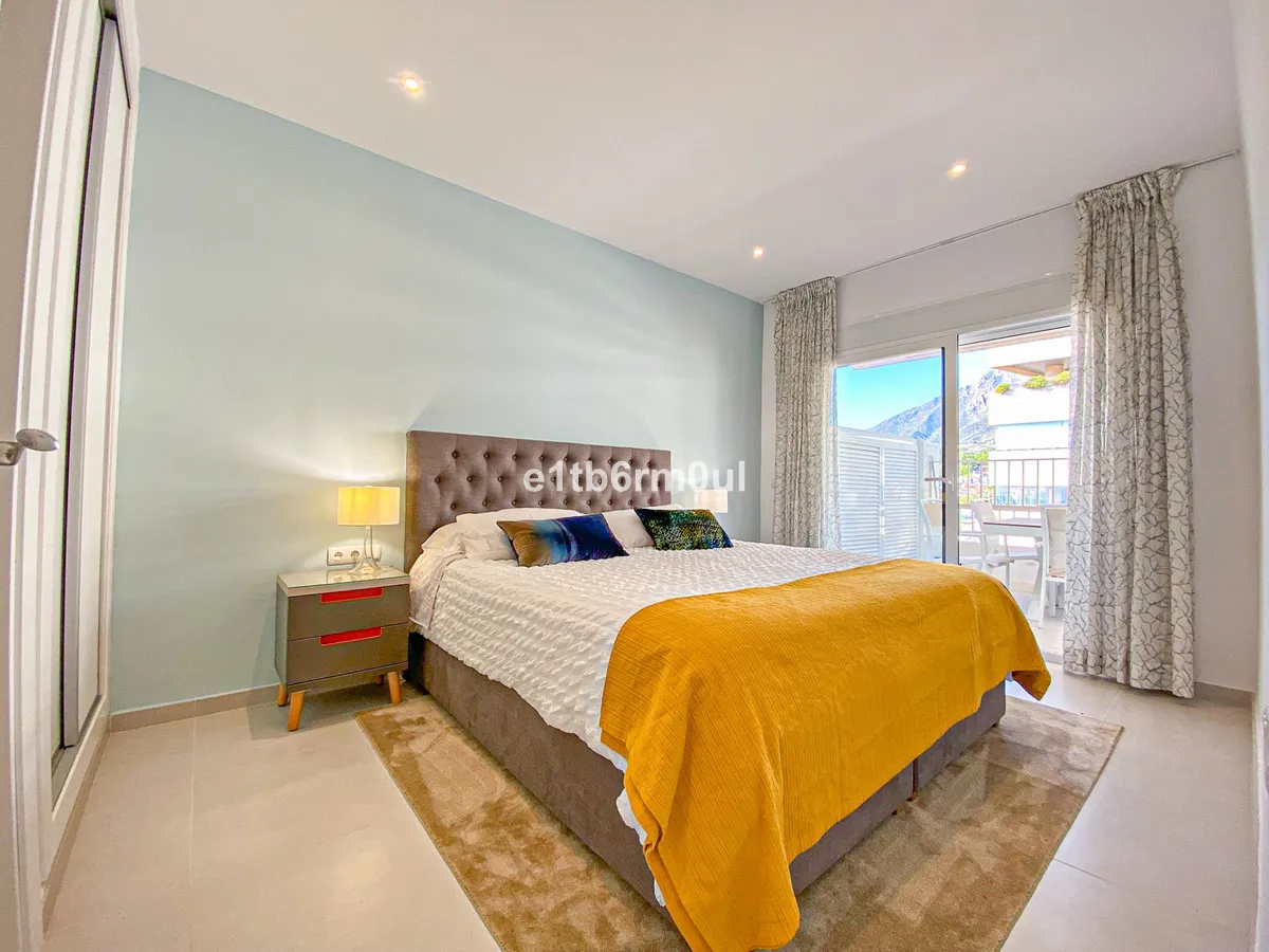 34f4298f-d8b5-4306-bb15-385b07a08e61