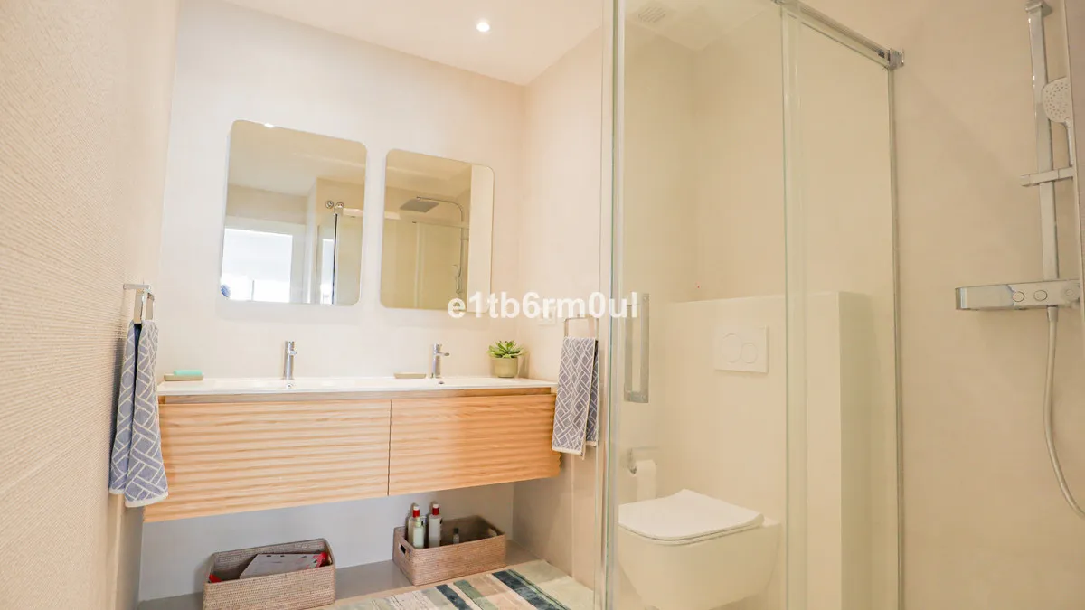 c1e7f8d4-4b01-4c7c-ba20-ce776d6d53ff