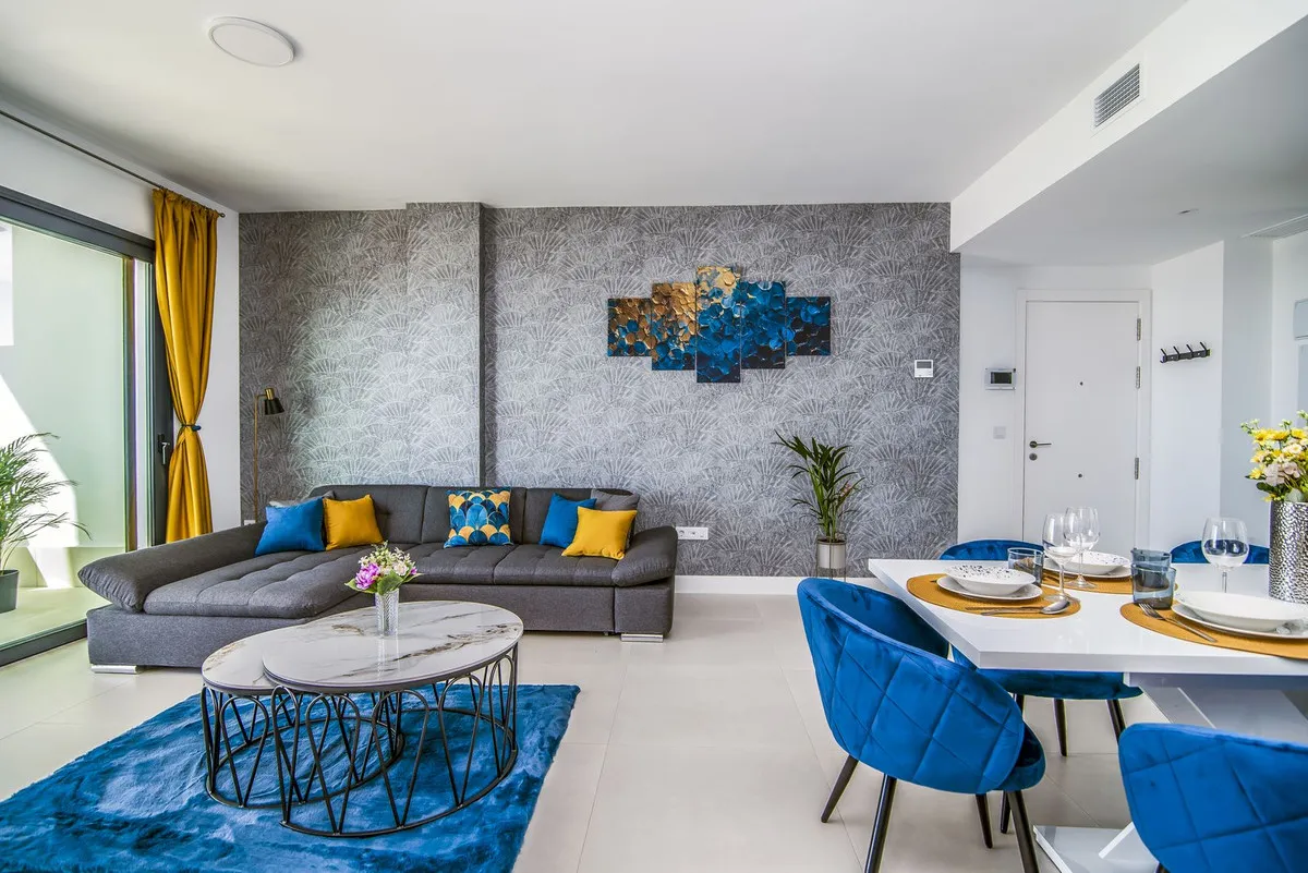 0232cd61-c191-40af-a318-45bd32566a5b