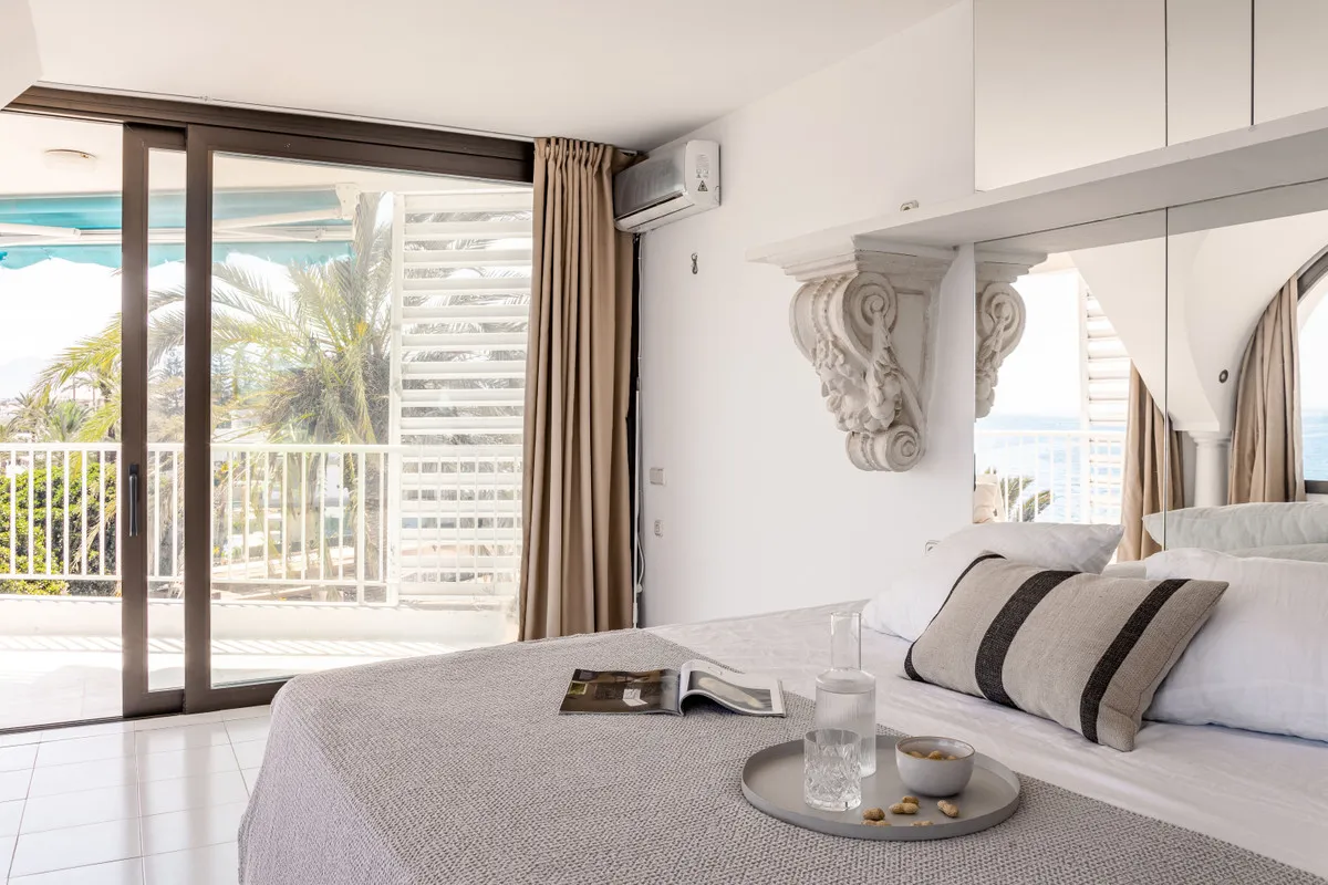 ef25a8d9-0aa5-49ba-ba5e-85250167418f