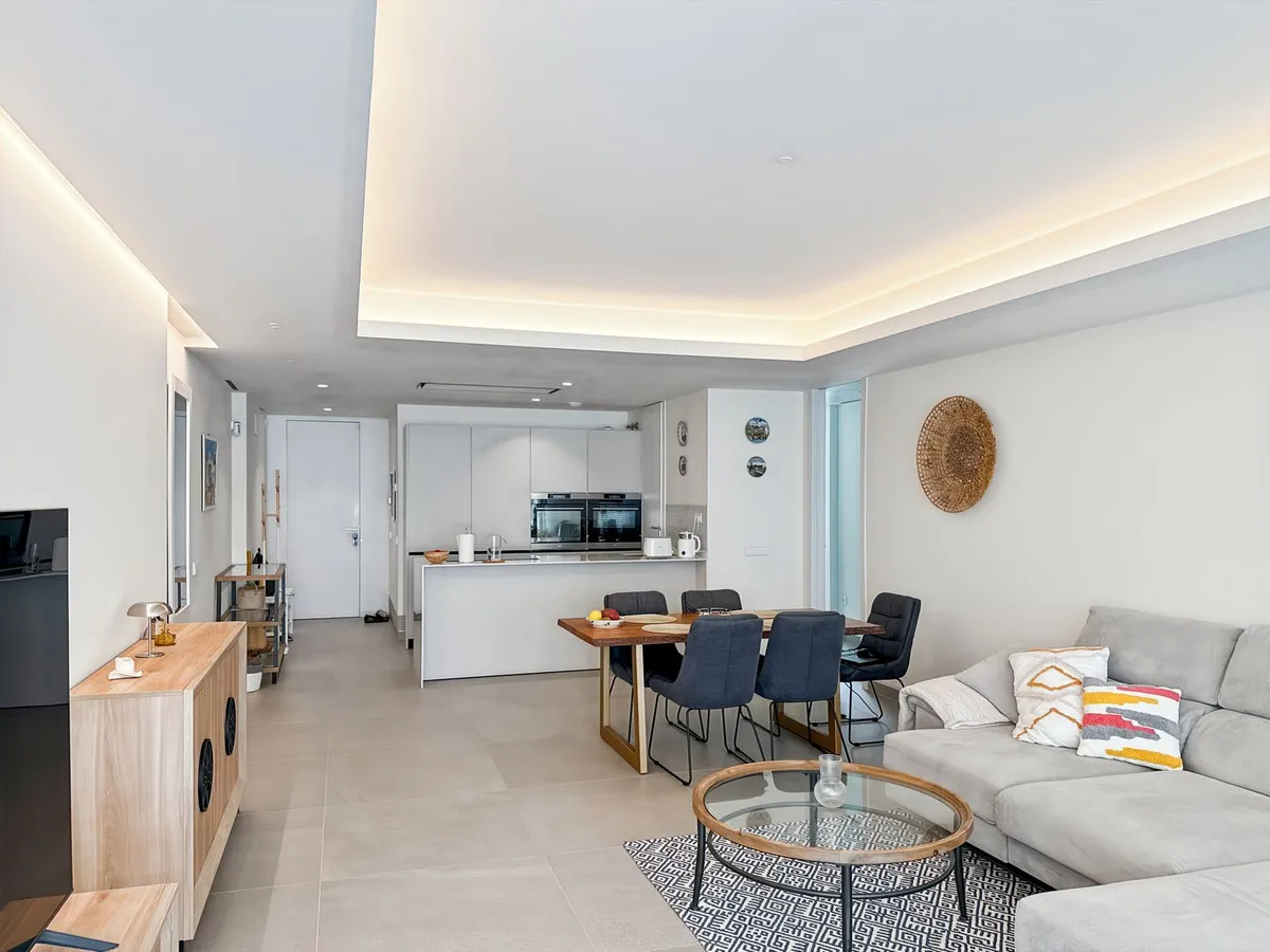 13dda24f-71b0-4f1e-b856-e69b36d4a59d