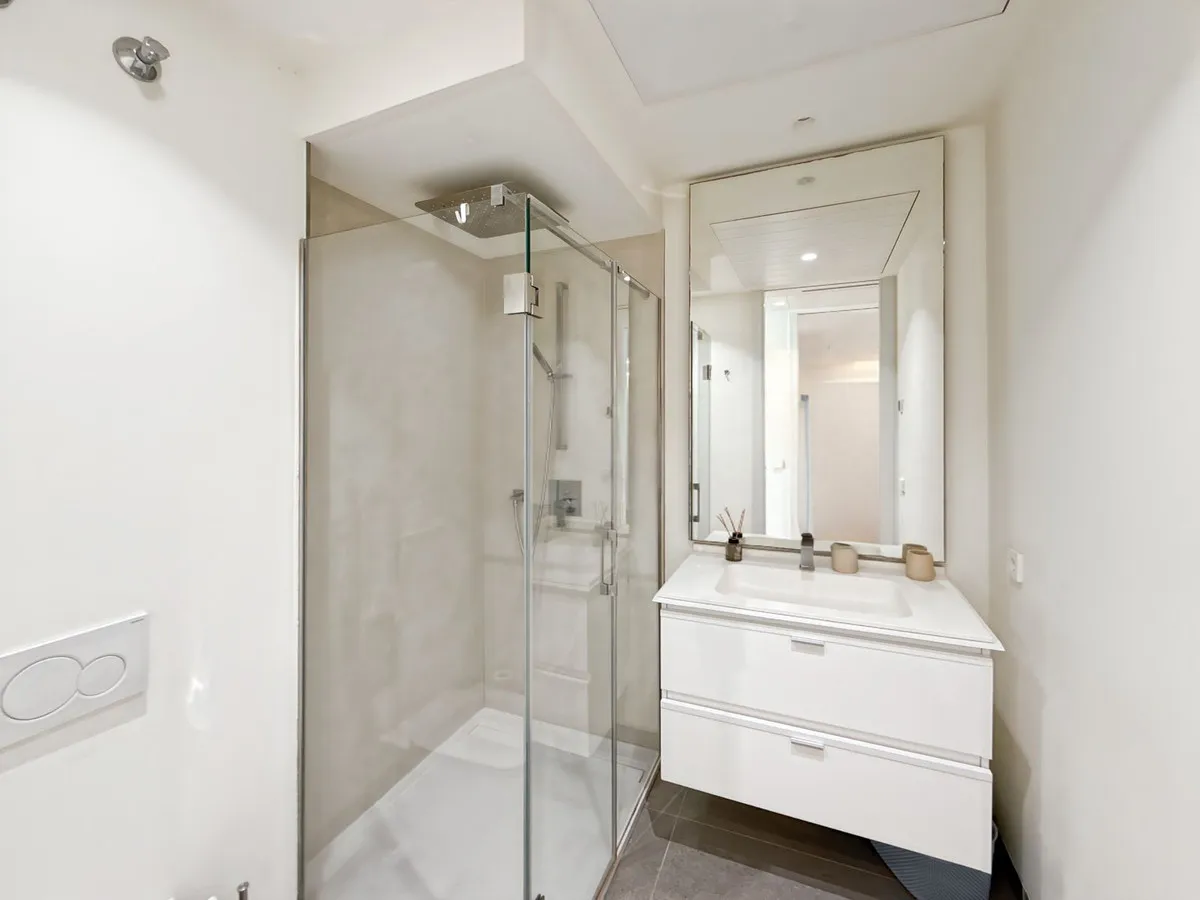 41fe3d1a-7439-4733-9985-176d584ee3c4