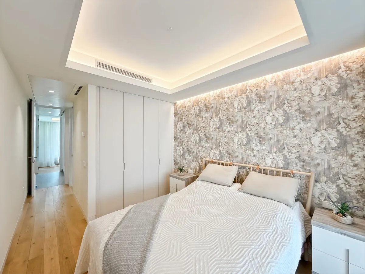 6e3879d1-6a25-4a3b-9482-62f4ed4e0e1c