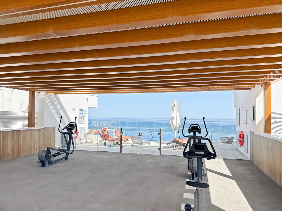 81c0ce59-5247-42d7-8c65-f4dba80e0b91