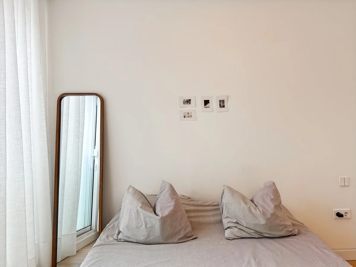 9a6a6d25-f8a3-4325-9345-14367162582c