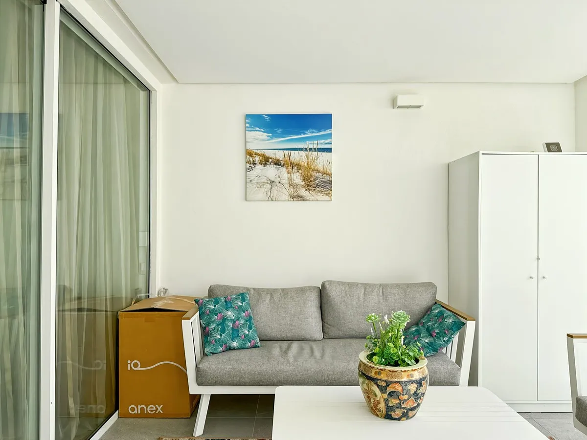 a5776058-77c6-481b-ab0b-905e561e806a