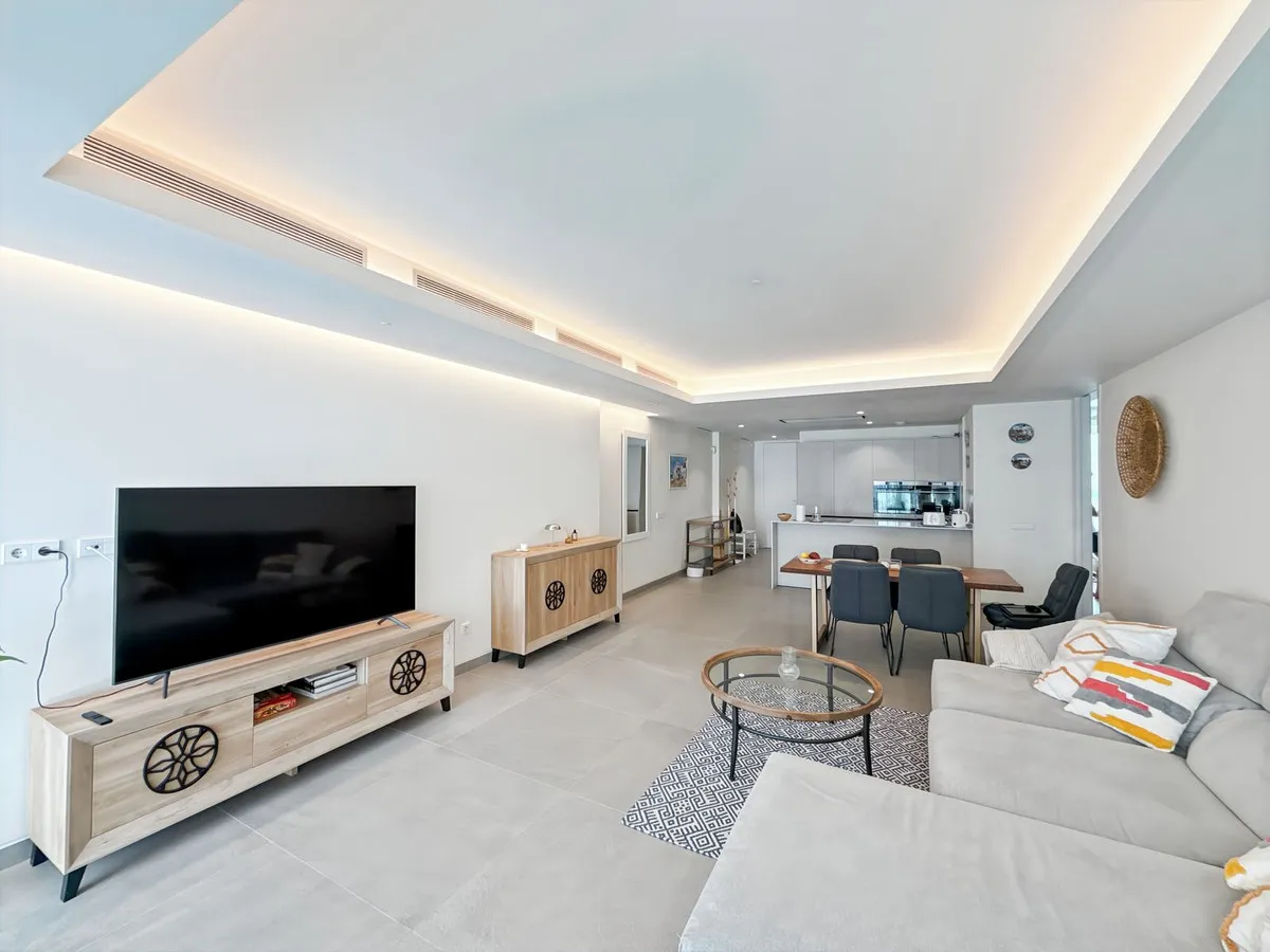 e62f443c-c2da-4f33-b97a-ab19038f5a50