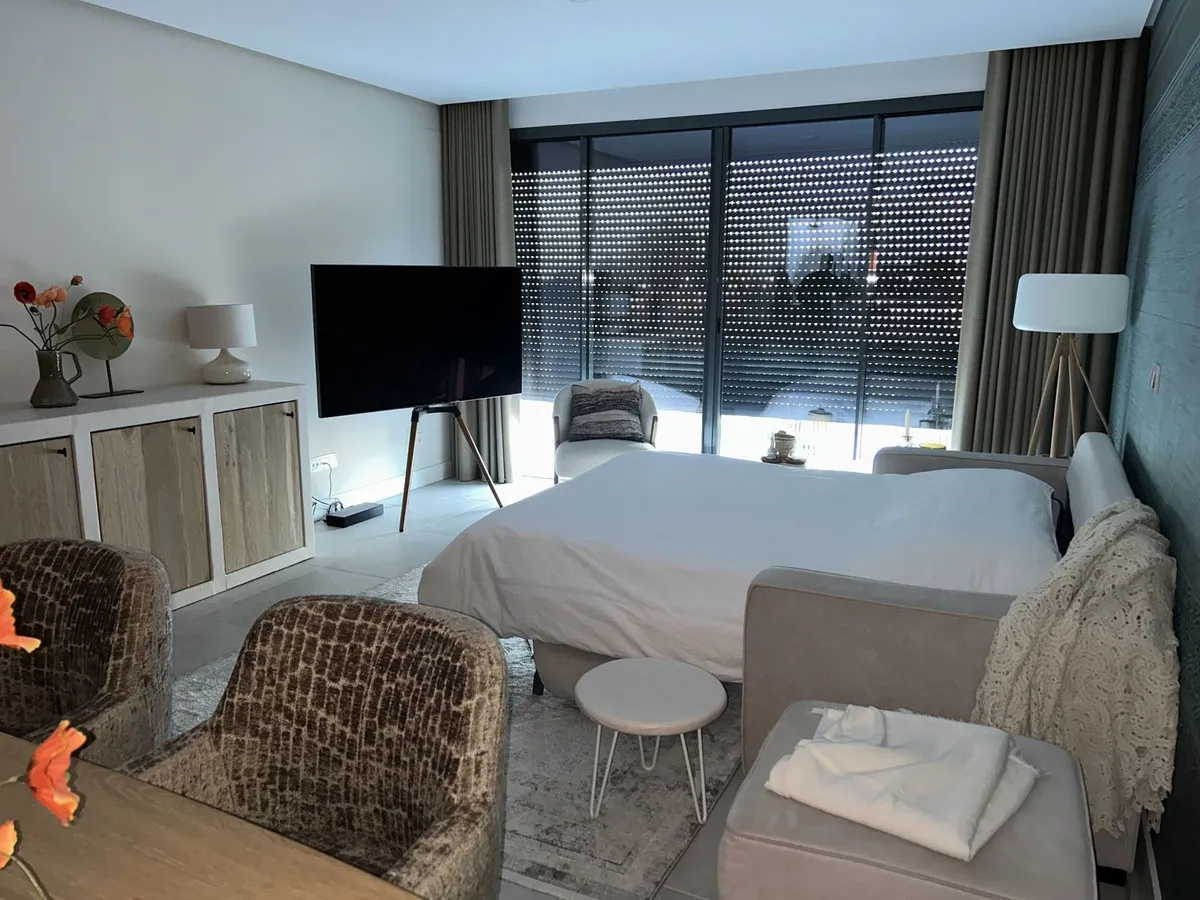 22984437-be23-4417-8faa-cafefce4b8d9