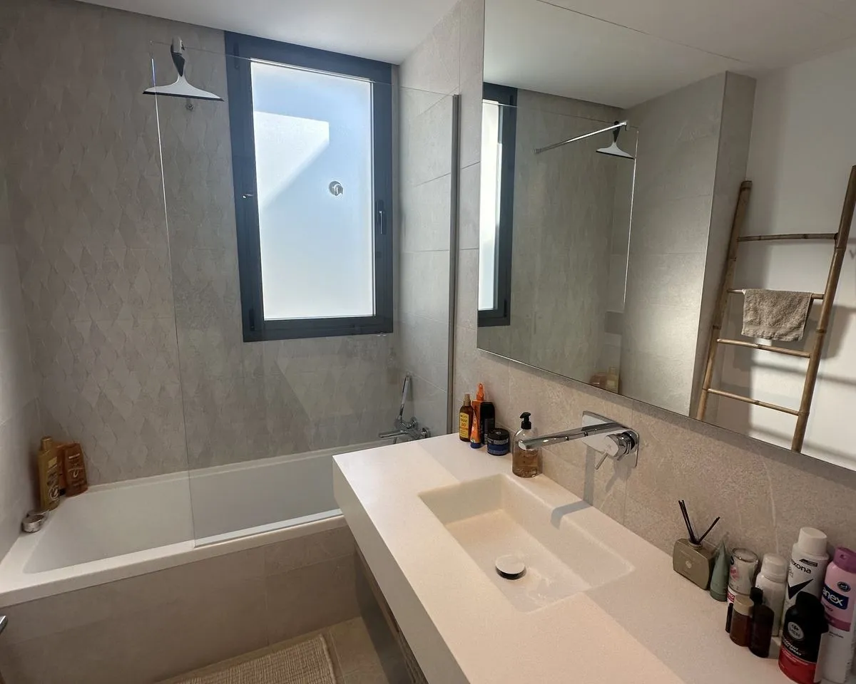 3a63a259-1c9c-449e-a227-0d19b3082ca9