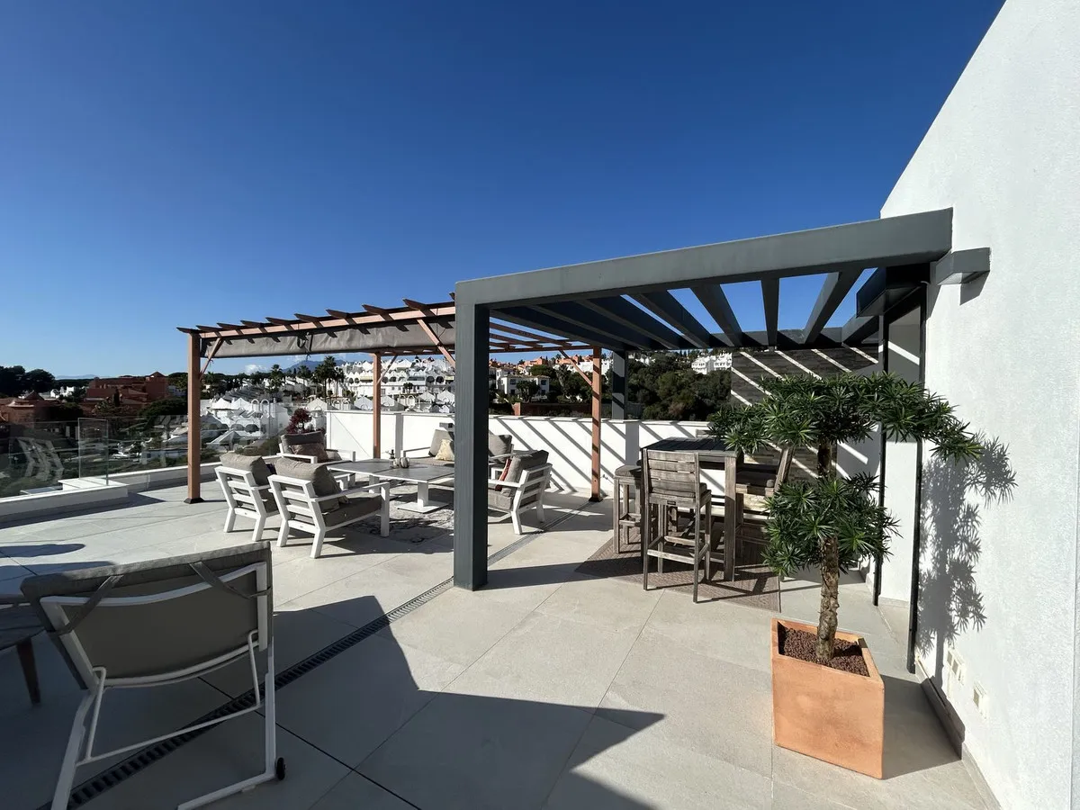 6be58763-1228-4392-9db1-38f34d18f06a