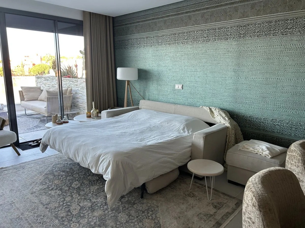 ed2d765f-92ed-426a-9b0e-9360bcf2eaa9