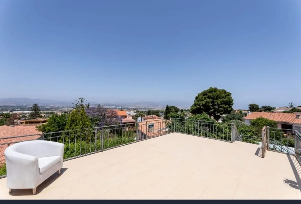 195bf5d5-f97a-4991-bec0-c627502c2281