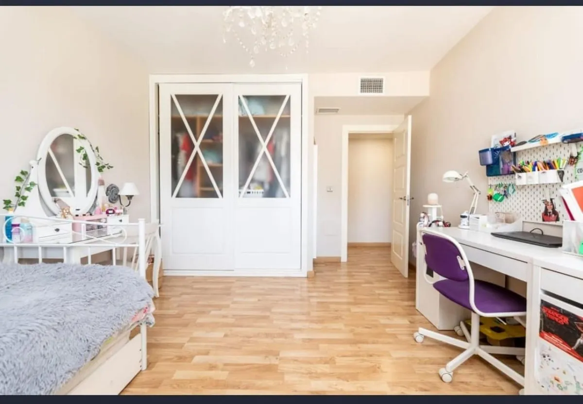 9a7c4910-27f8-4d8c-8c17-17298b508f83