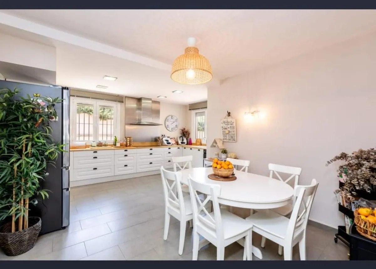 c595ed0c-851b-4f3a-afb4-0884bad18f20