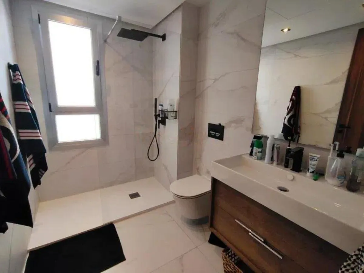 0c640ca2-287c-4c5d-aca5-9eead45f2e47