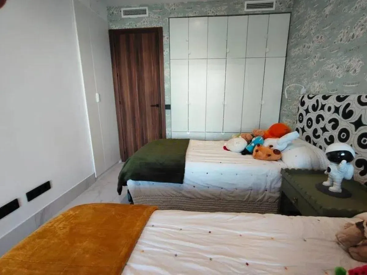 7bc3c6cf-f1ad-480d-8aa7-13886799563f