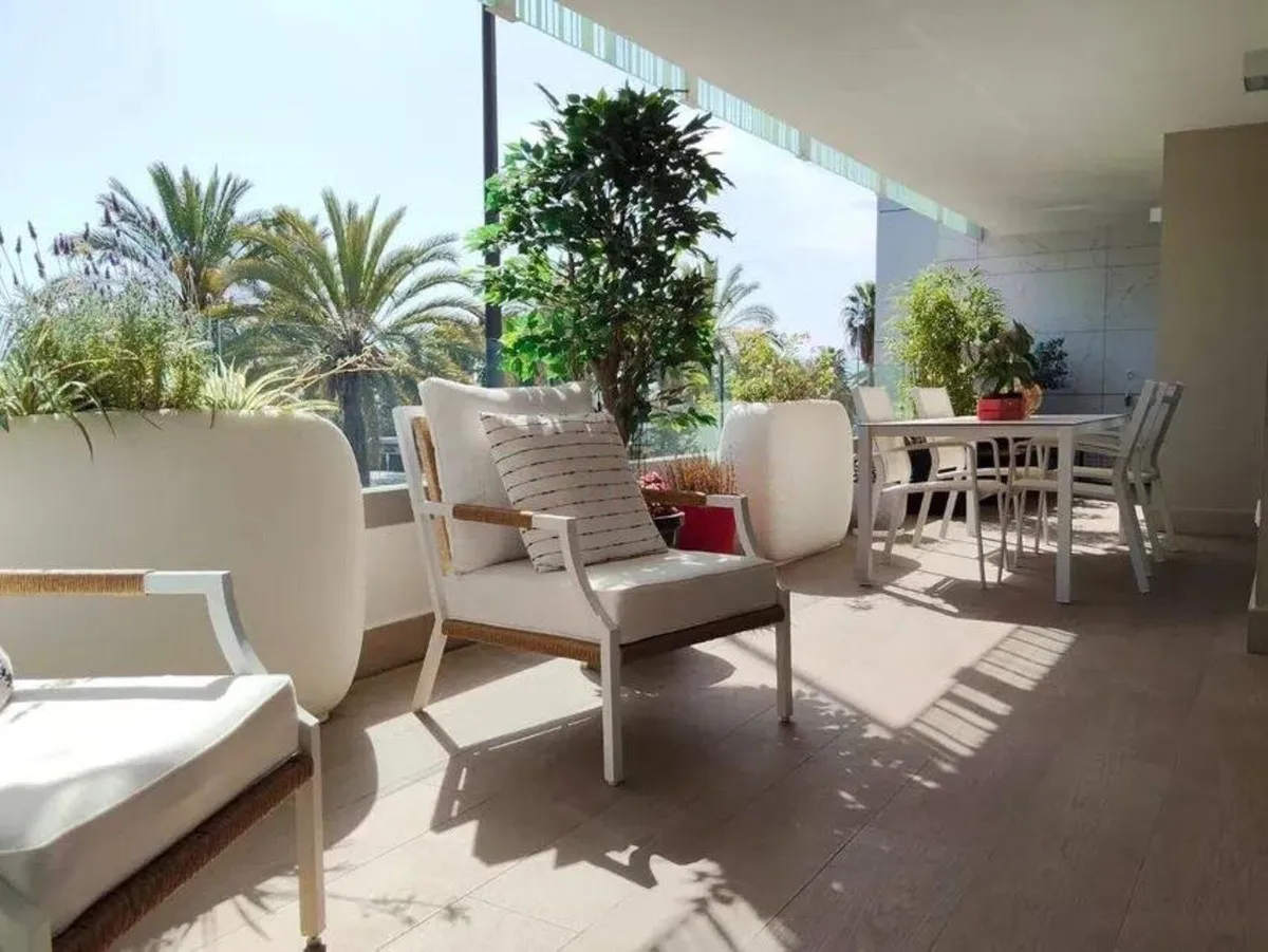 8f3fc16f-3a88-4c8e-9611-445c8507c04e