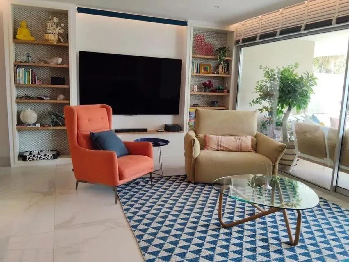 98c8a7c6-b93b-4705-ac0f-21a69d11e839