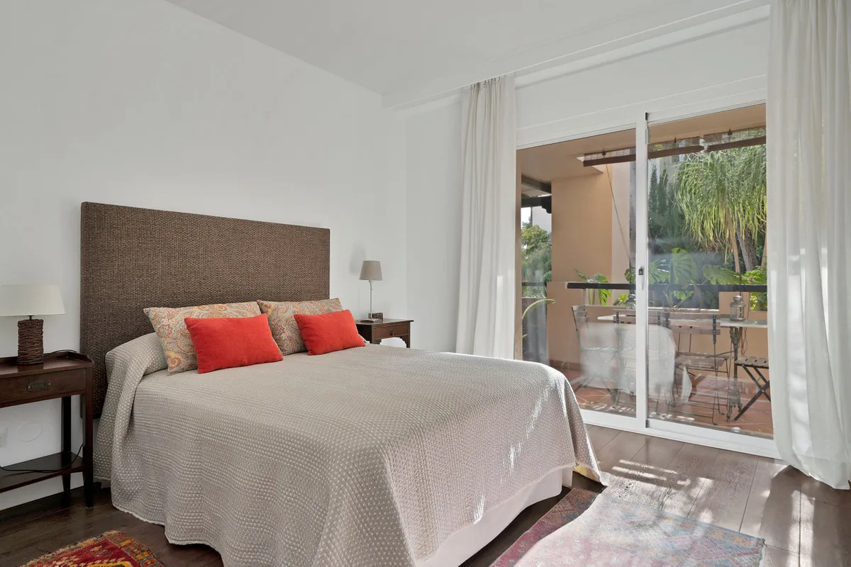 35b34503-7cca-4eee-b9bb-b2b8b3d4c74f