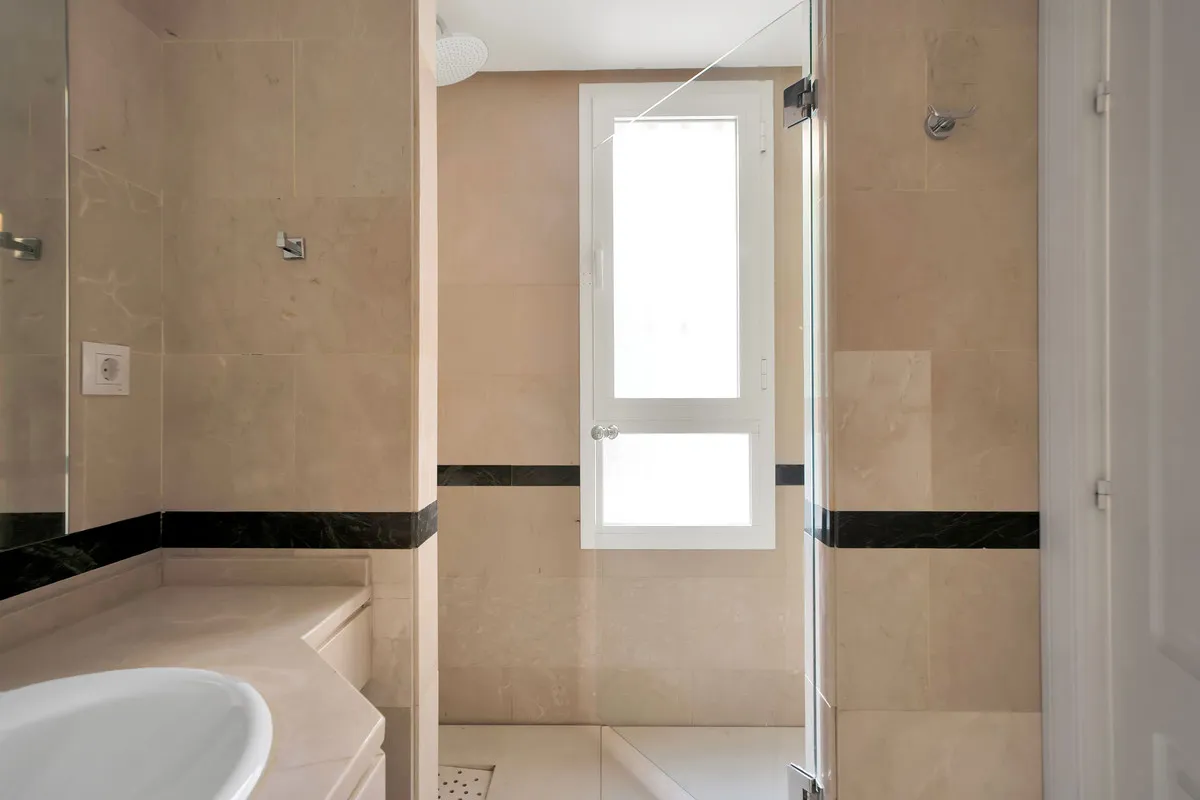 4a0e1282-80e0-47f2-a5f2-acc900094140