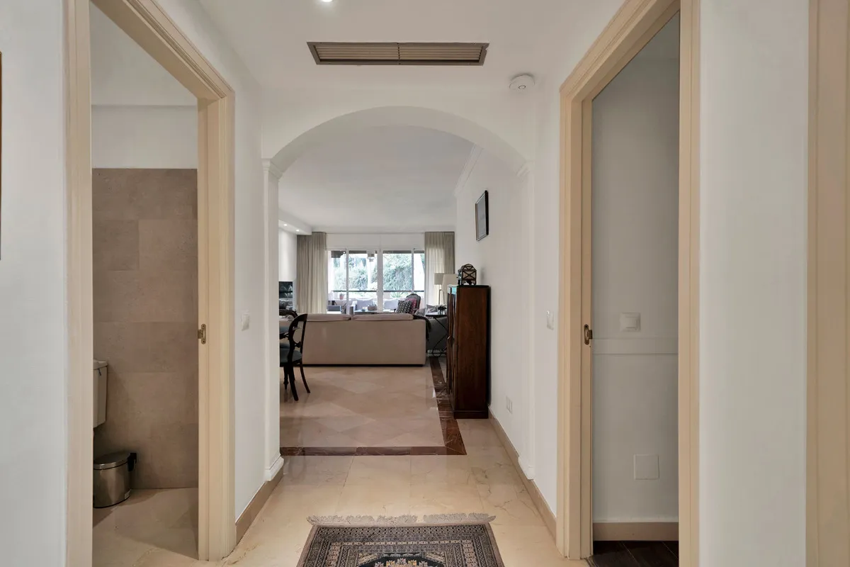 56b1d539-fdd2-4936-b4c0-62928d614f10