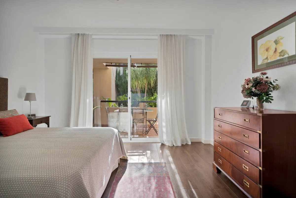 5dd18dbb-a464-4c6e-b012-e8614e7193f2