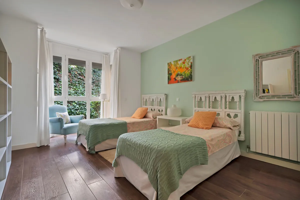 5fff13b7-8e4a-41ef-b5c3-fe9d51c7ef22