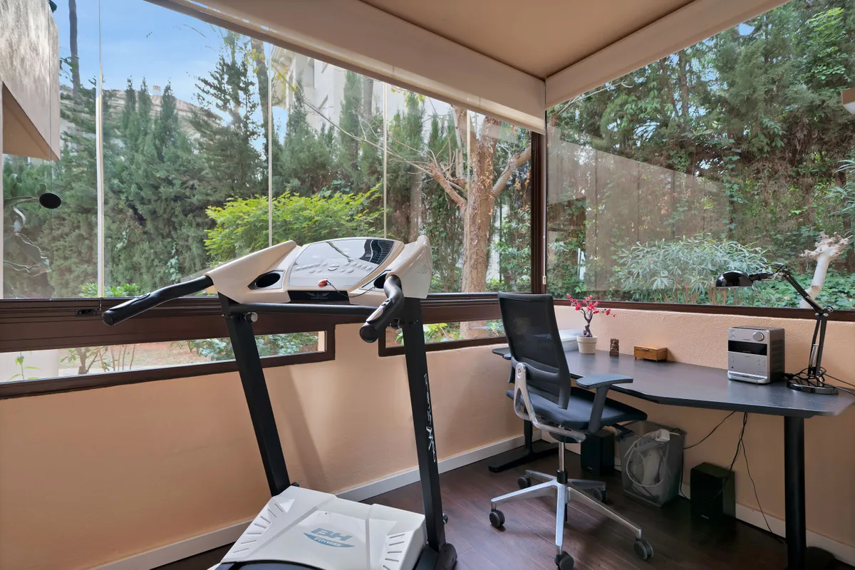 b7275508-7b07-4338-b549-adfe70068638