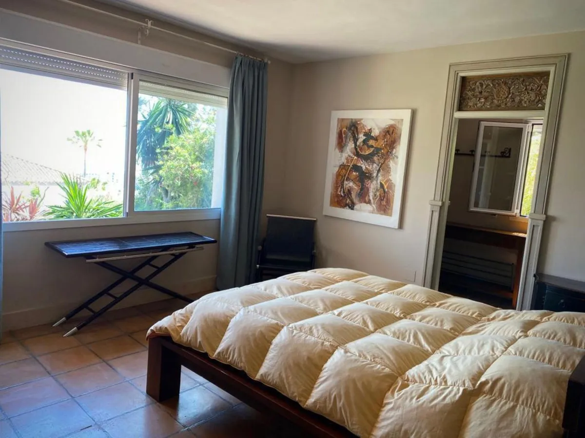 0a52b5fc-f21a-4ca7-aaec-6120c674919e