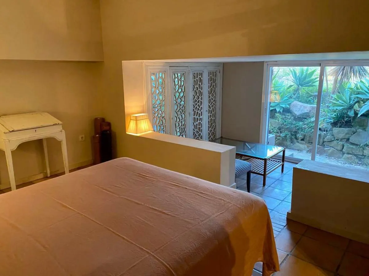 b9ccd3dc-64a0-49e1-bc56-39dcc70158ae