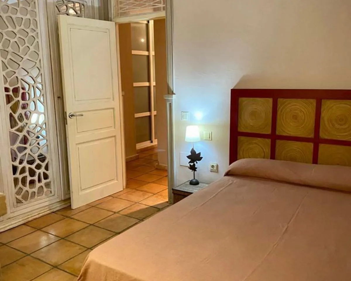 cdc8e40f-2891-47ff-996b-3282476002d4