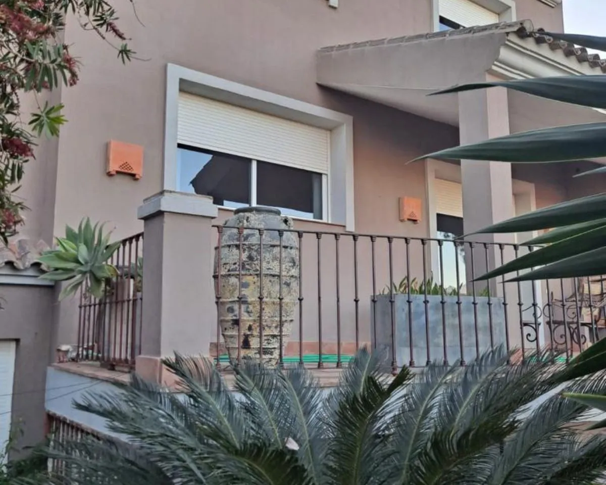 fbc9f11d-3035-48ea-9ba3-19dcf2e48eff