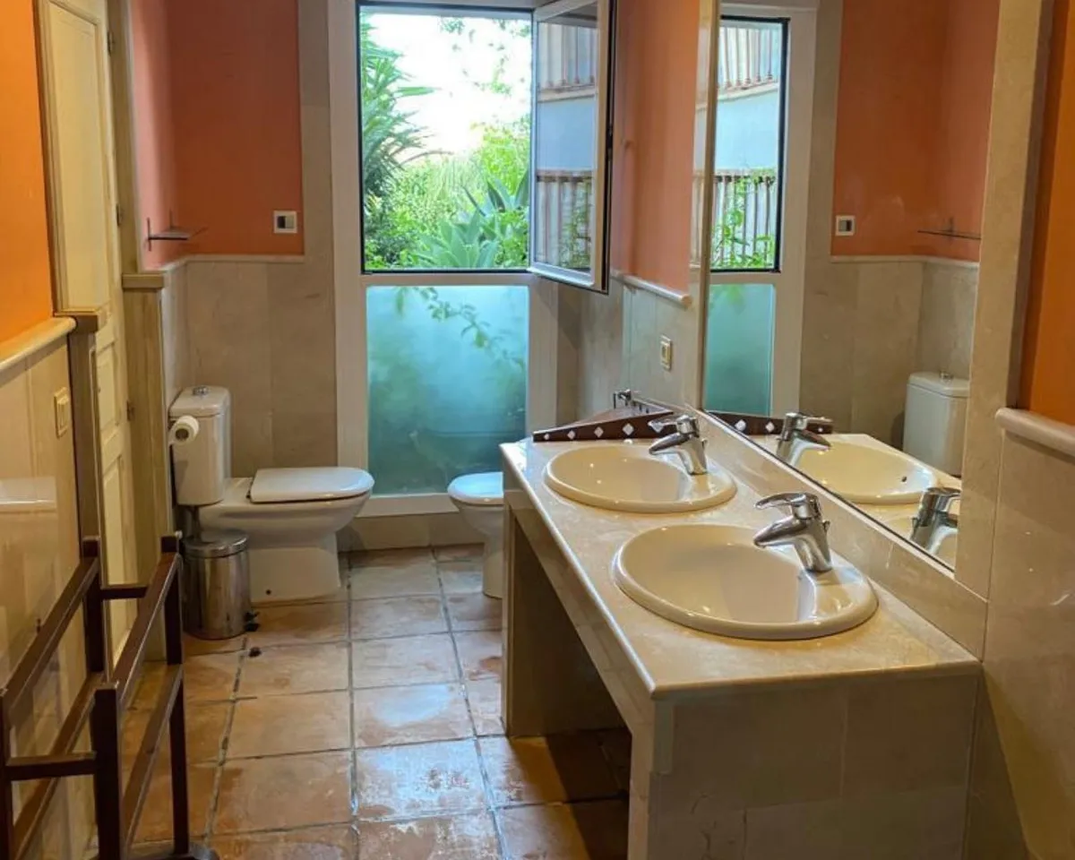 feff4714-22b4-4ba8-aa9d-69fc54ae826d