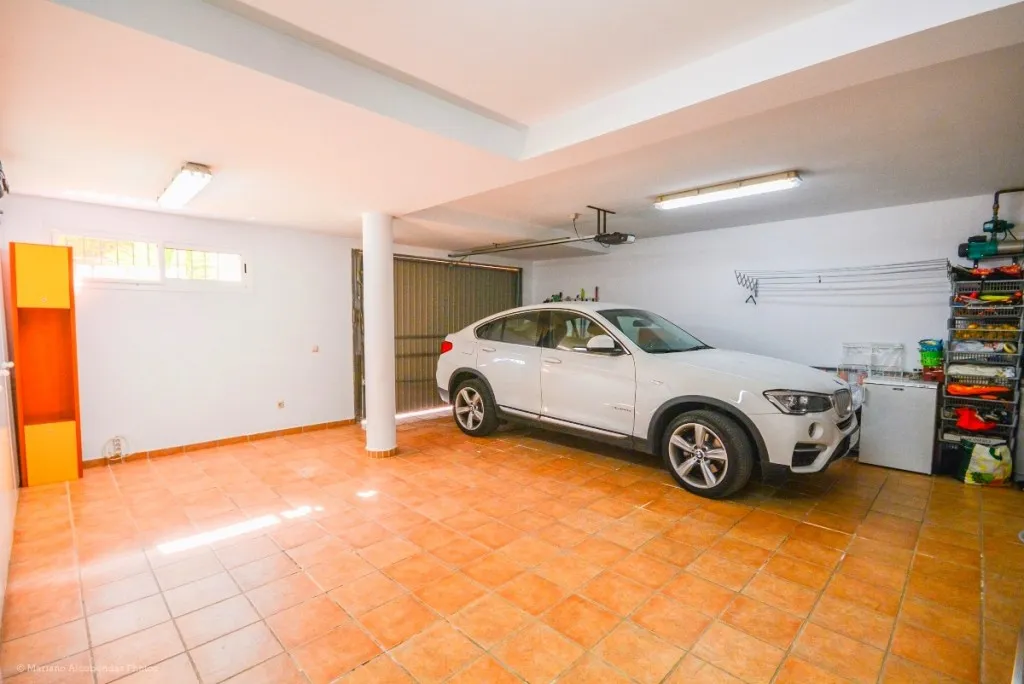 b3fe12b1-ca95-4b47-9602-e209725913fc