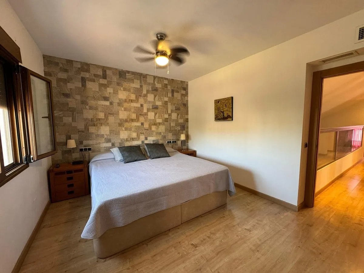 15fc712e-e9f3-4d32-8234-434b05f5c938