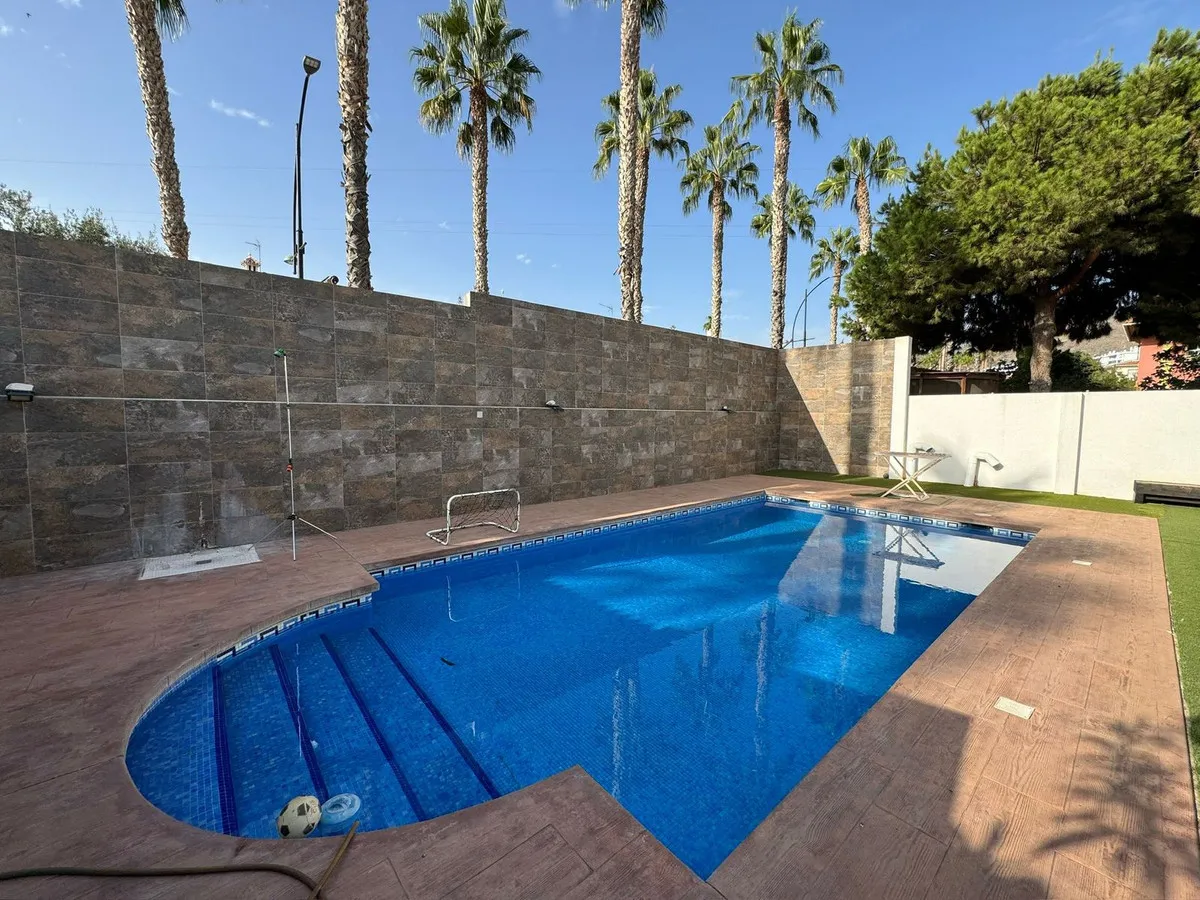 2849a0bc-794d-4657-abce-4d6977c917ad