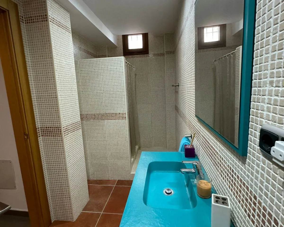 65bdfbac-cdb7-4bc7-a3d5-a99f5043a217