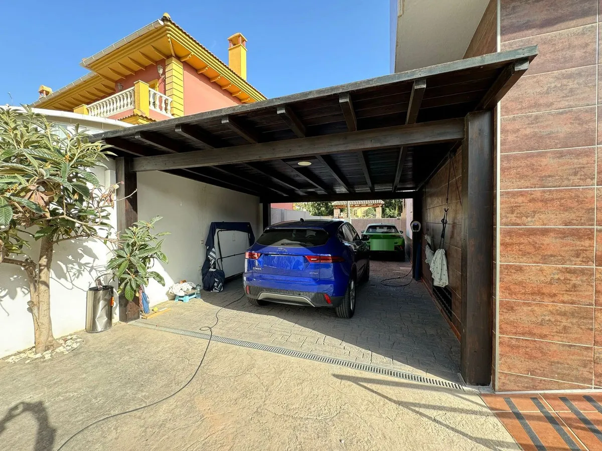 e01317b3-f103-4b3b-9a48-d4d4da140330