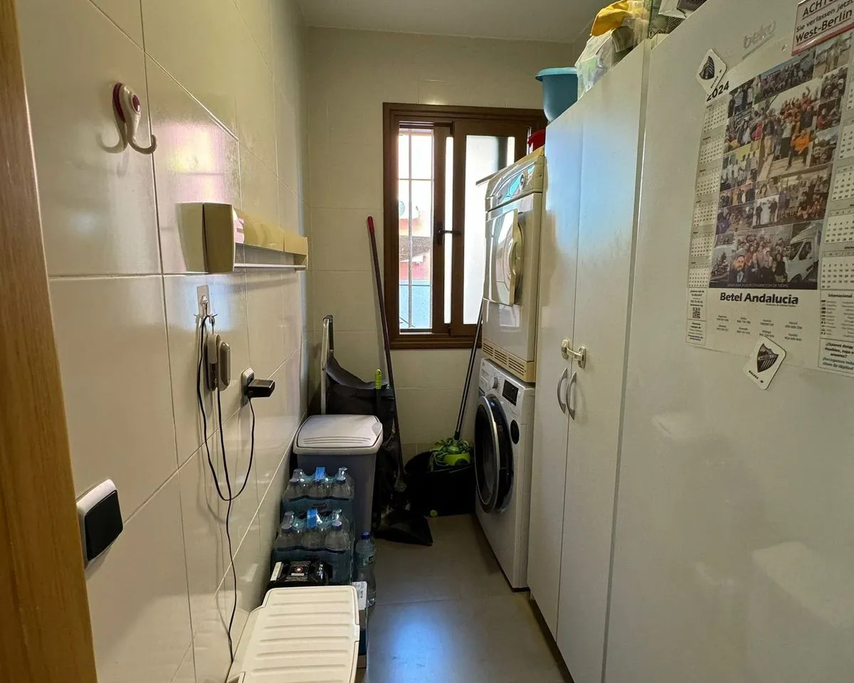 efa367a2-fa49-48a8-b1be-9a35382a8237