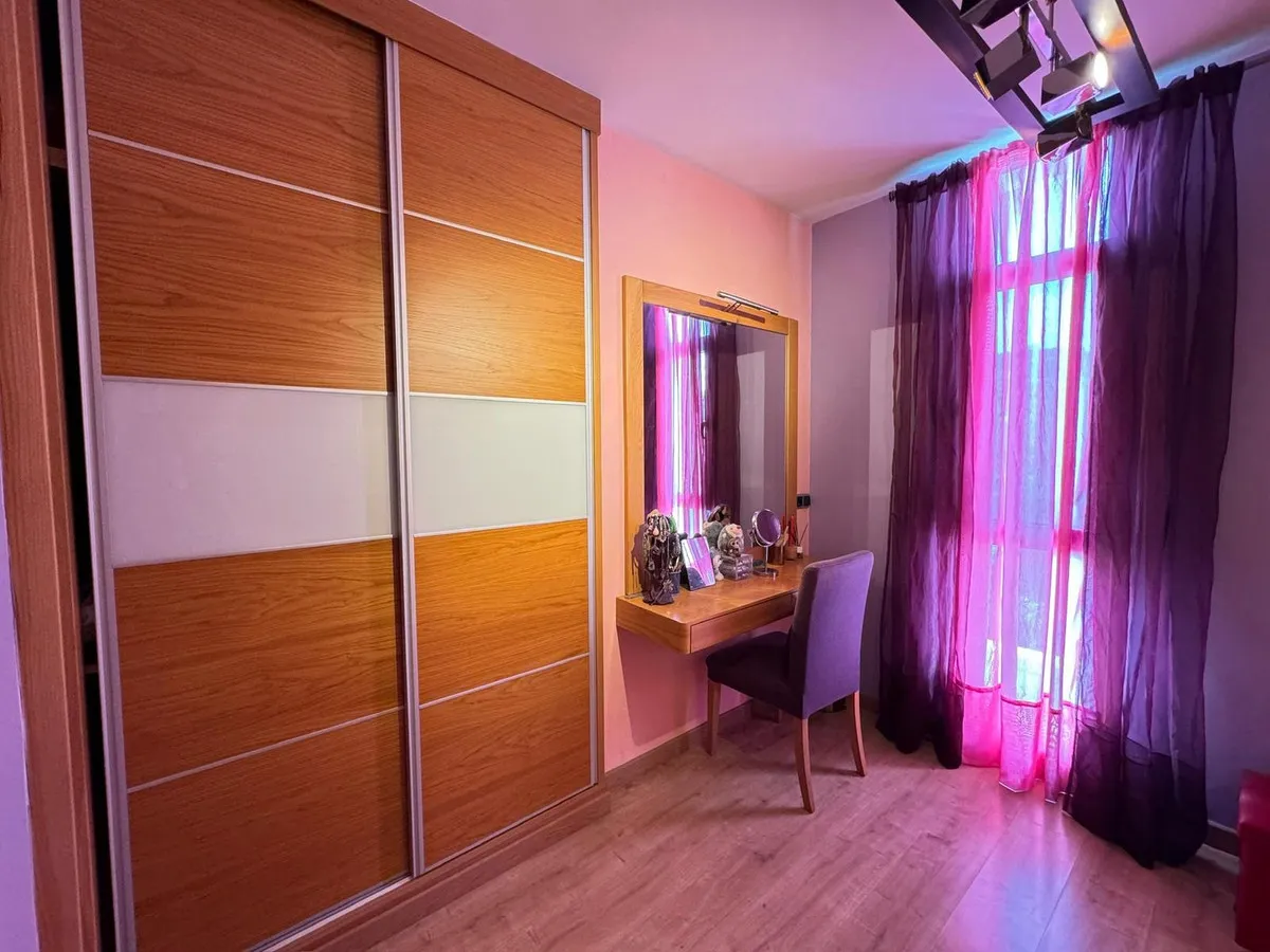 f9041455-1129-4836-8a3a-16b242df1945