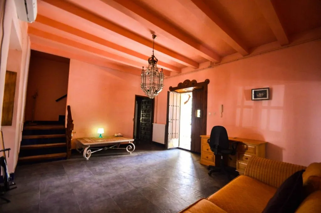 1ee63db0-159d-4a7c-a6f9-1177ab775208