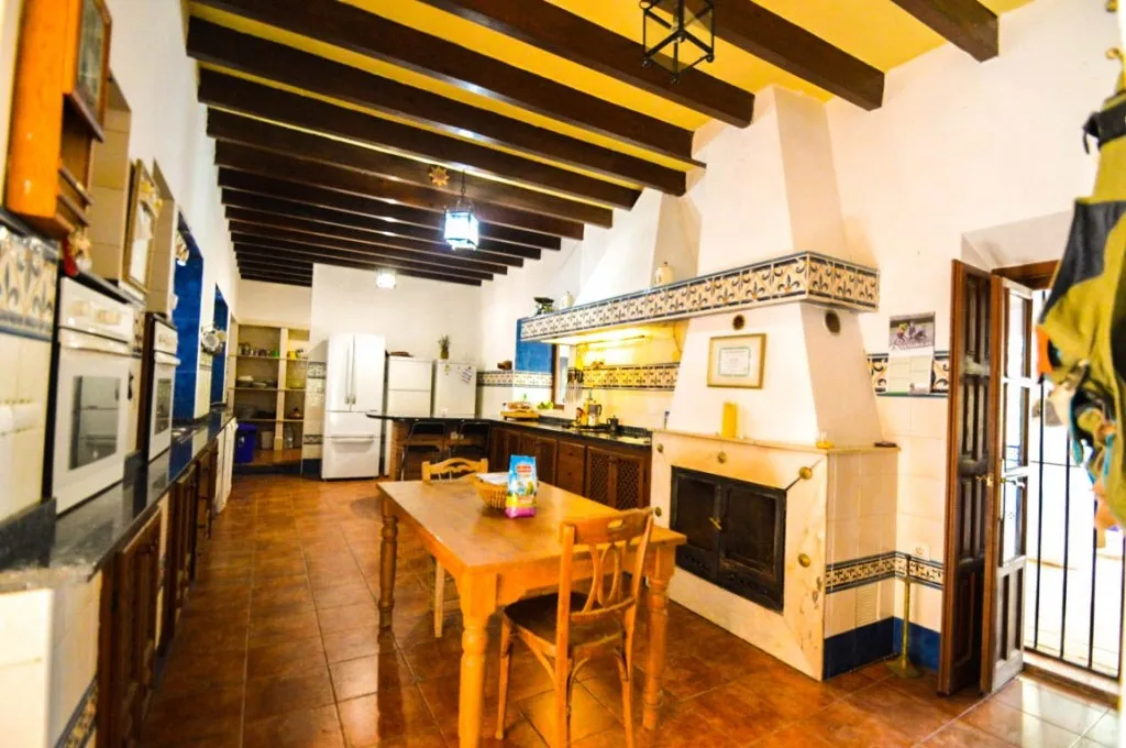 8dd72985-97c3-42f8-890d-3ef4f0bc3a0d