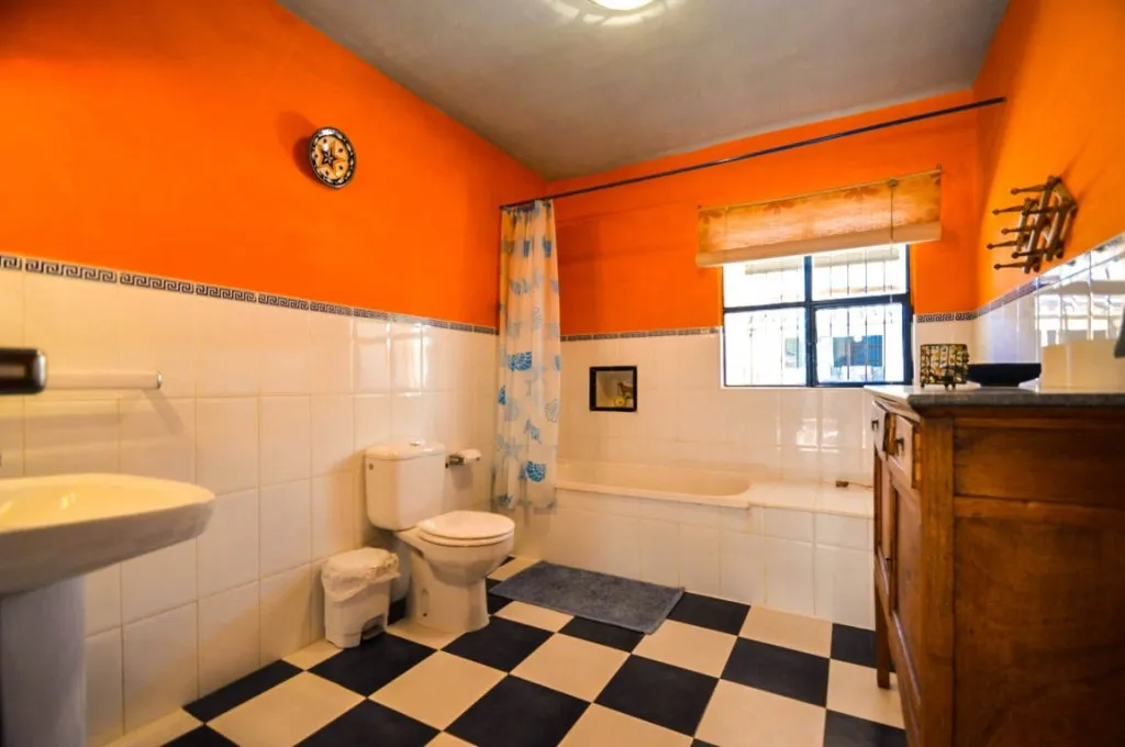 b10a17d3-937a-430f-b572-4d76469565a3