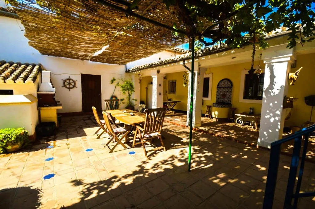 fb64dbb7-84a5-484b-a205-95d0a0e02bb9