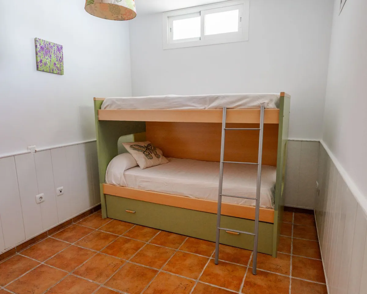 18cdc5ad-a378-4dea-9f6e-a5065fef4173