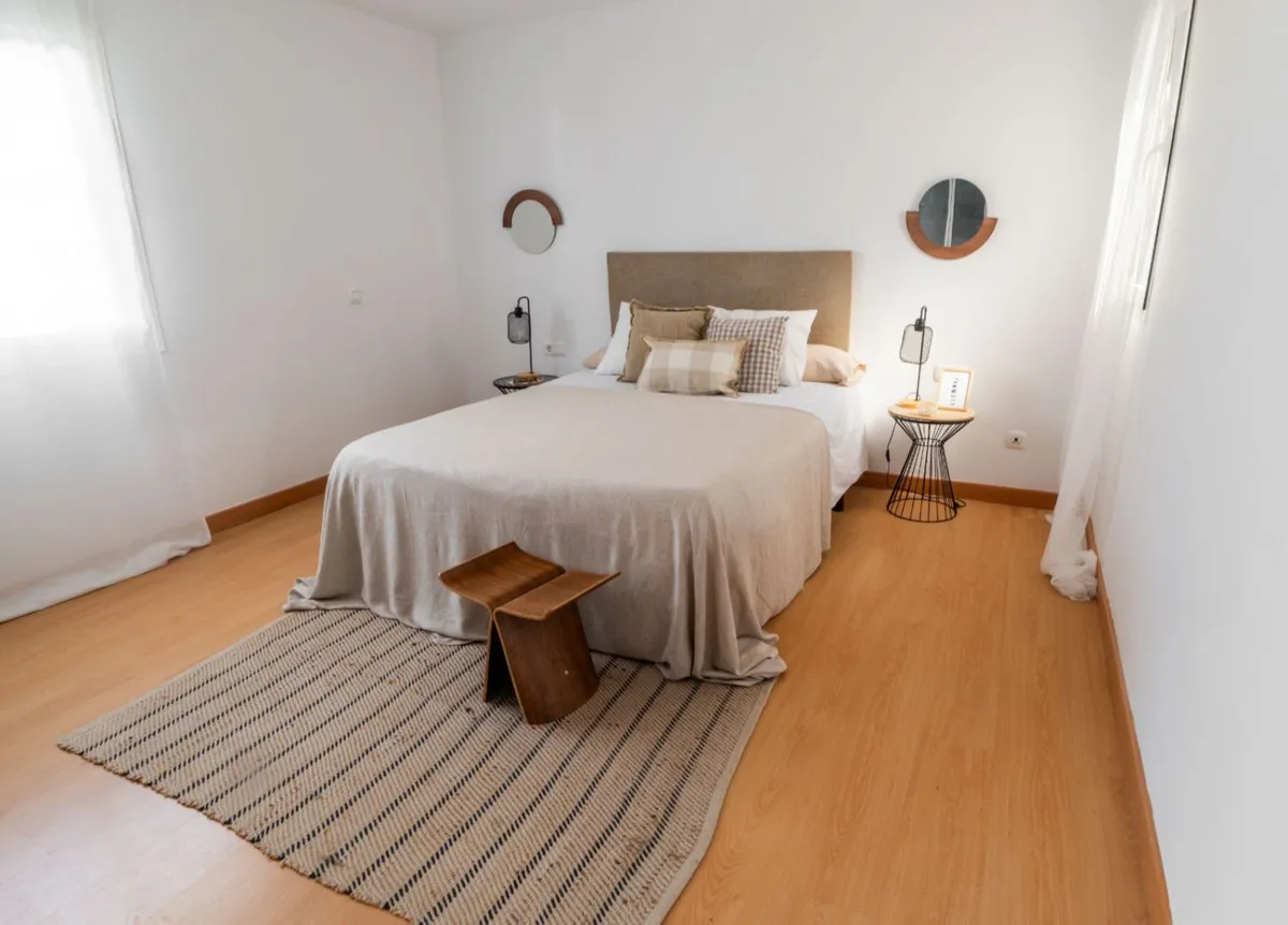 8a72db9d-23b8-4341-bd3b-65165a0d3ee3